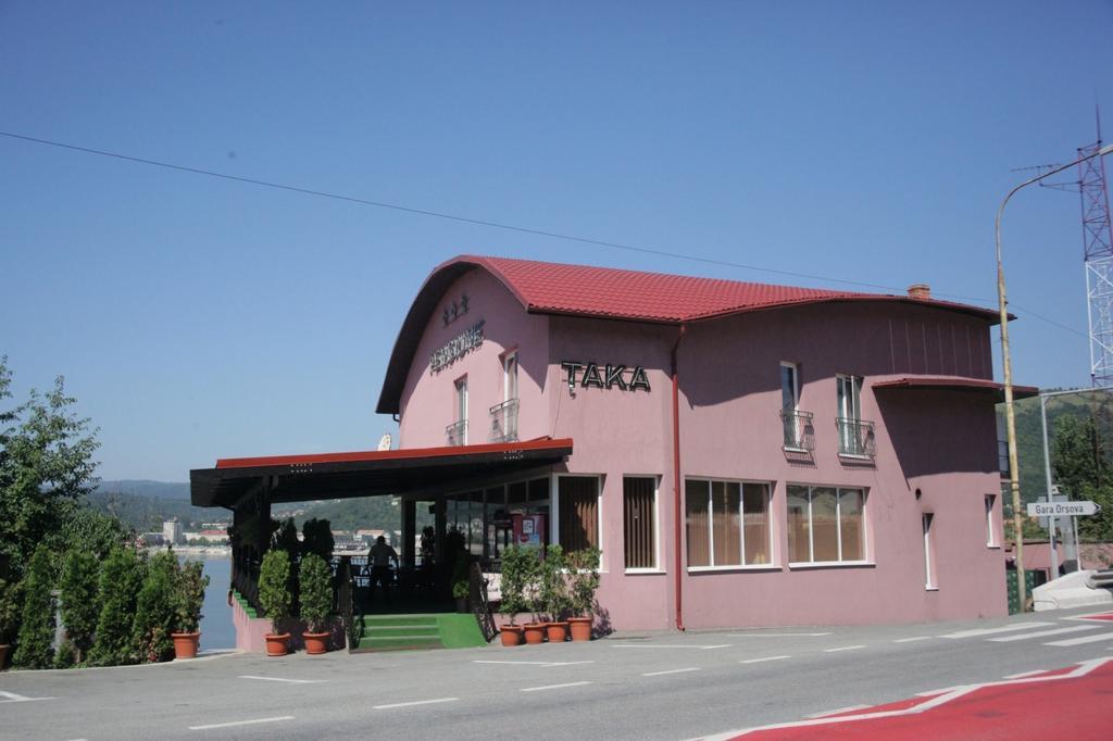 Pensiunea Taka Orşova Exterior foto